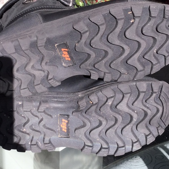 Lugz REDUCED woman’s size 8.5 - Picture 4 of 7